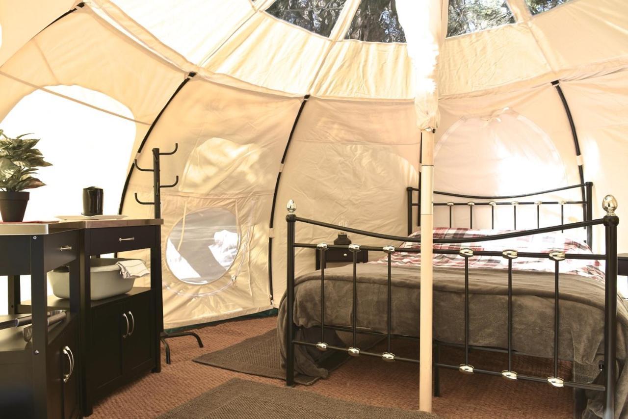 Glamping At Camping La Source Saint-Pierre-d'Argencon Buitenkant foto